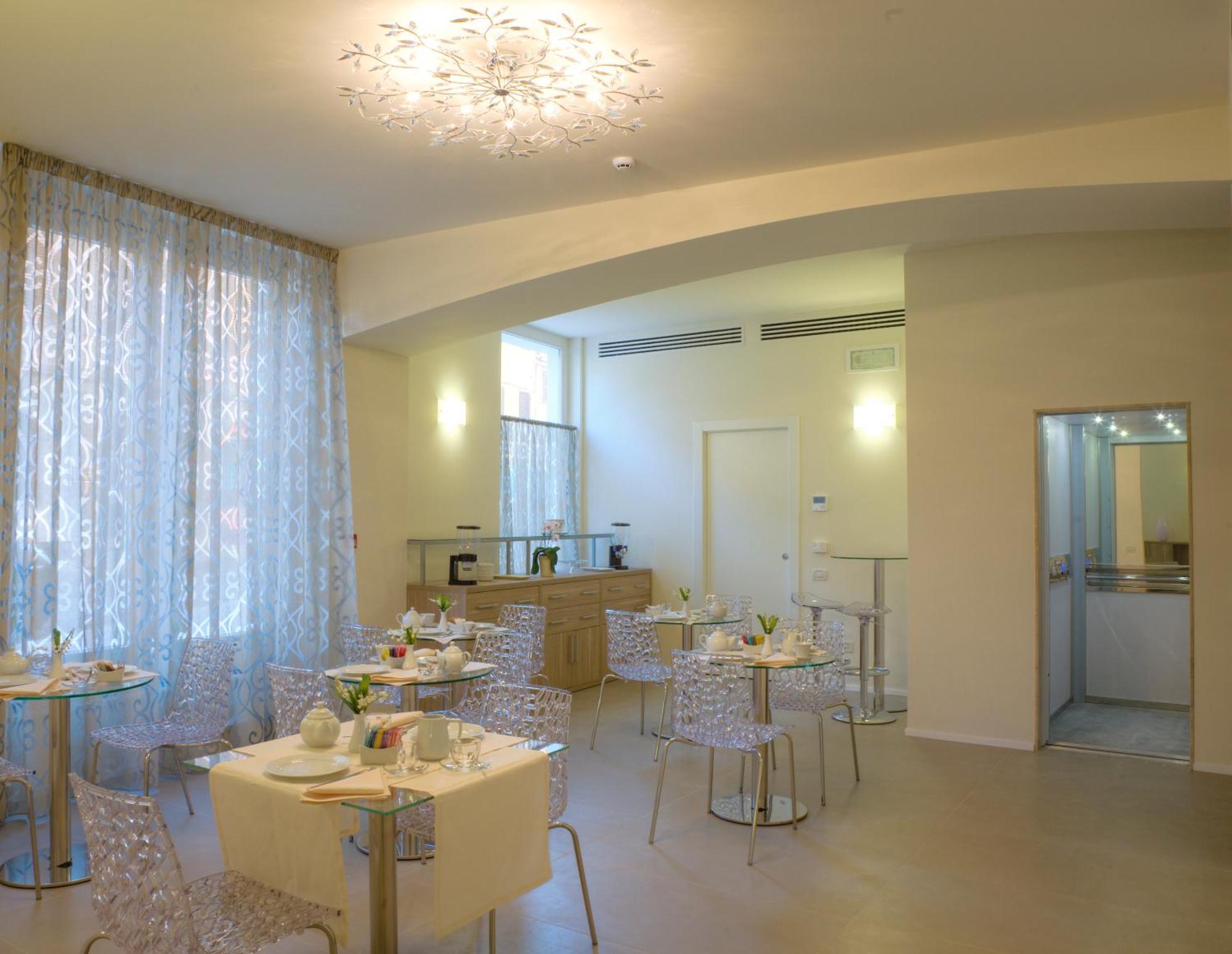 Palazzo Ruschioni Boutique Hotel Камерано Екстер'єр фото